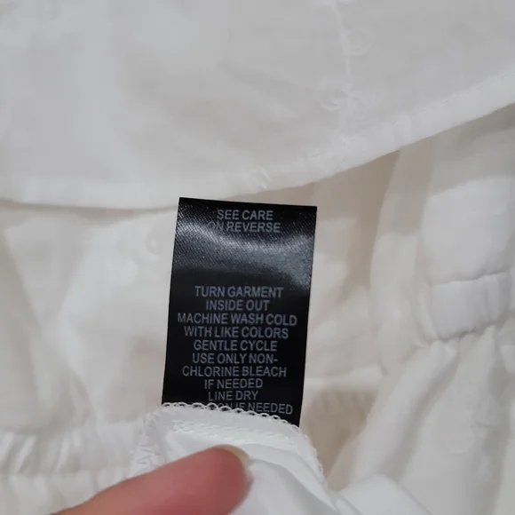 Off the shoulder white embroidered dress - Picture 6 of 7